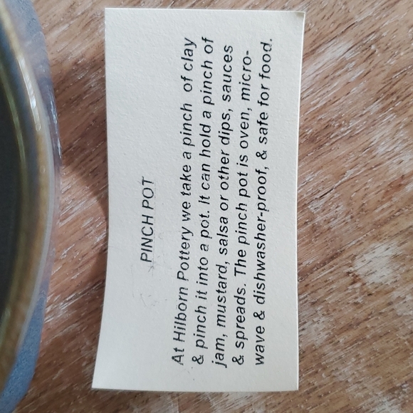 Hilborn Pottery Pinch Pot - Picture 2 of 9